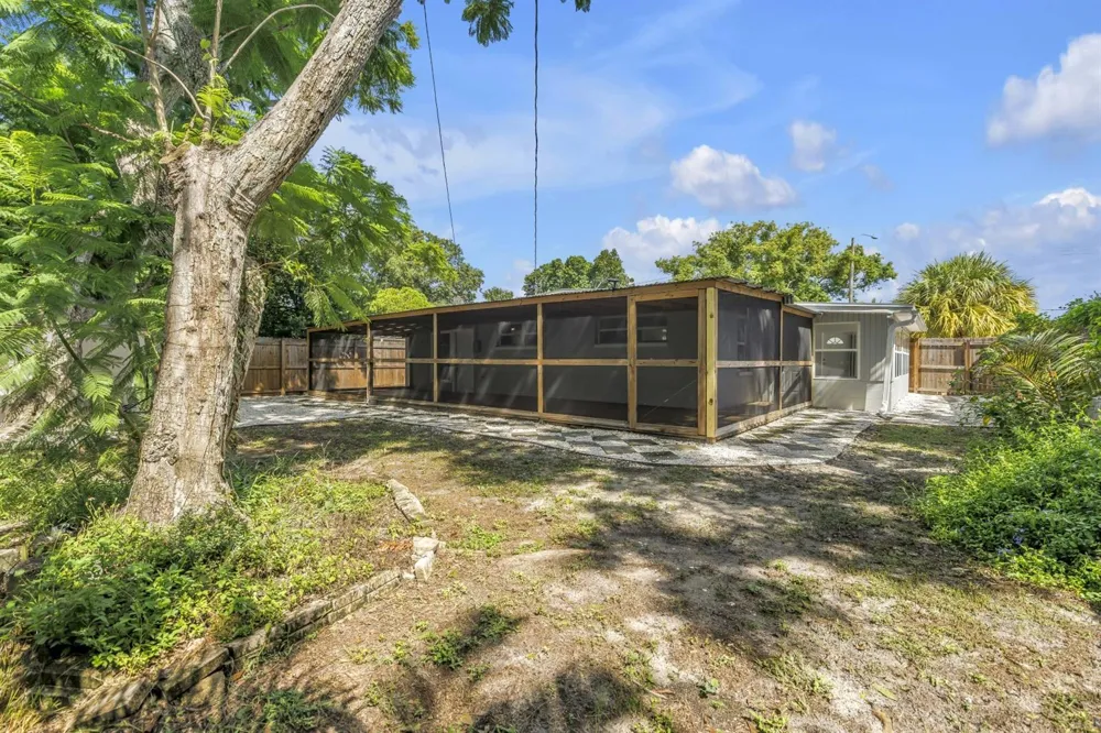 10354 110TH AVENUE Largo, FL 33773
