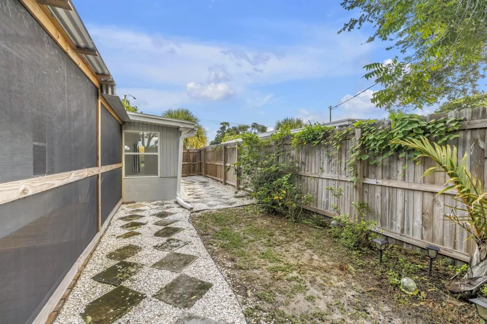 10354 110TH AVENUE Largo, FL 33773