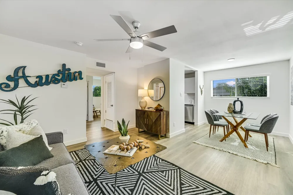 3703 Harmon Avenue #206 Austin, TX 78705