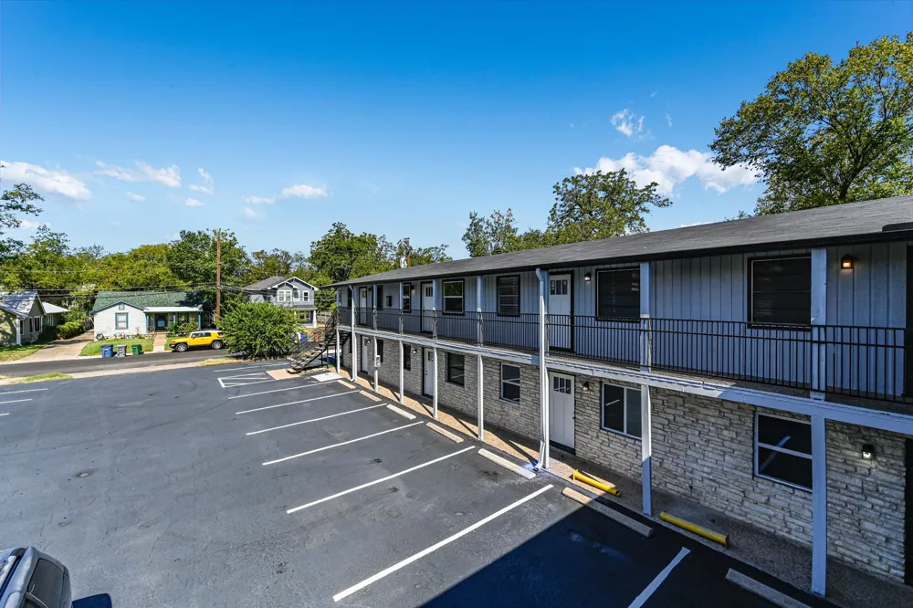 3703 Harmon Avenue #206 Austin, TX 78705
