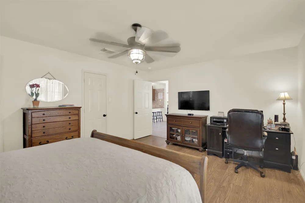 107 Taylor Drive Spicewood, TX 78669