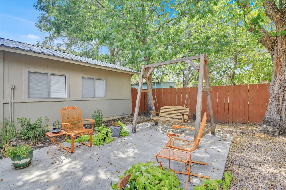 107 Taylor Drive Spicewood, TX 78669