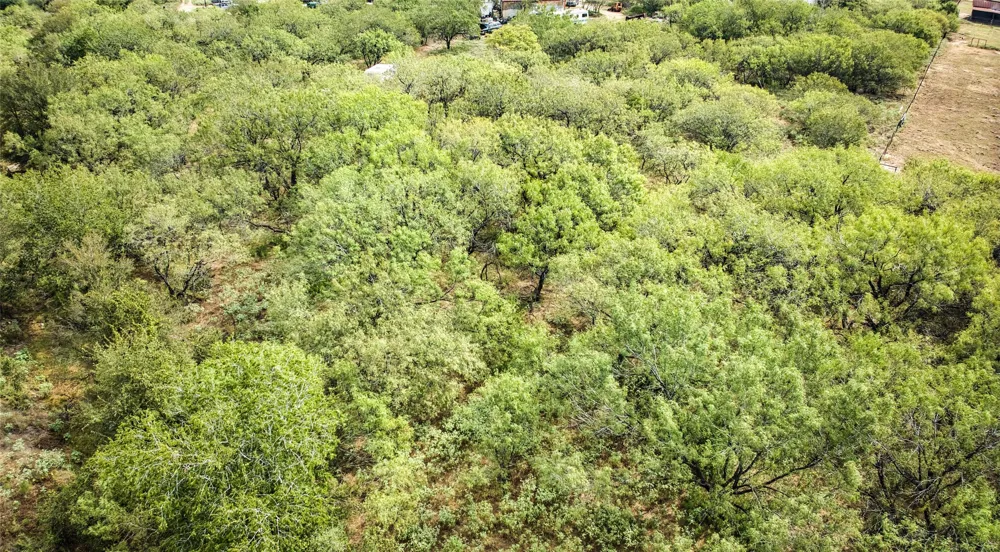 2900 Salt Flat Road Luling, TX 78648
