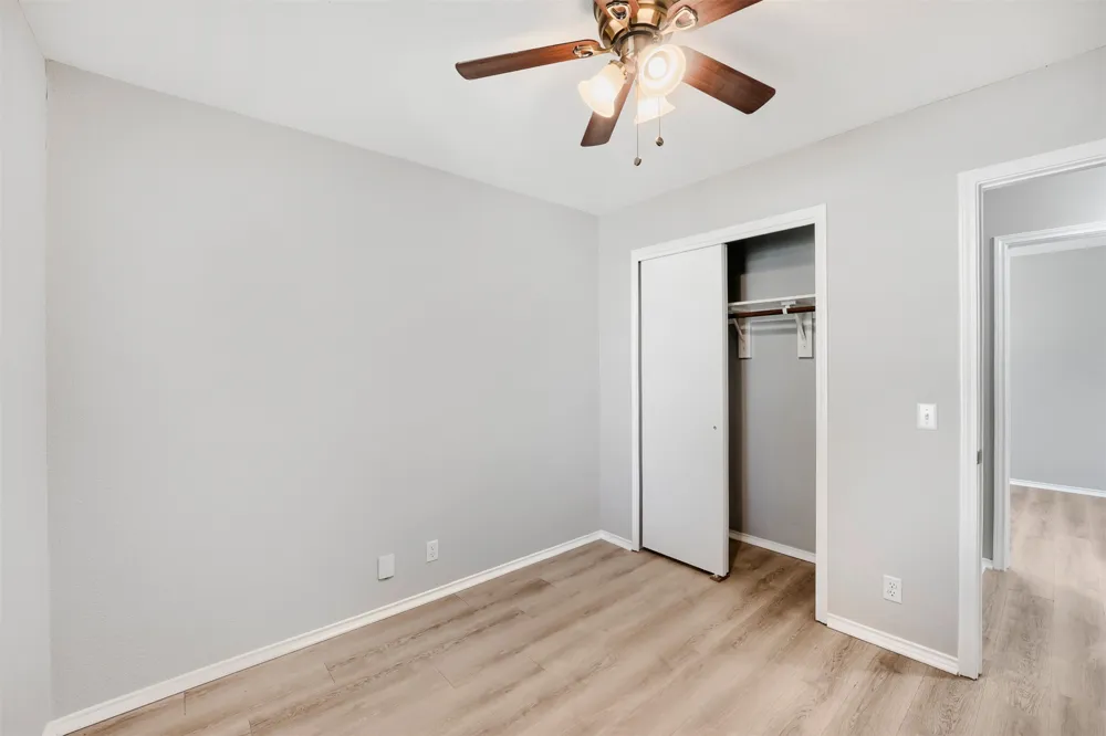 187 Ames Cove Kyle, TX 78640