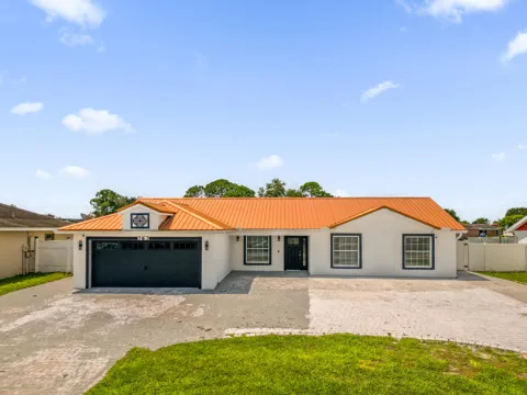 363 BUTTONWOOD DRIVE