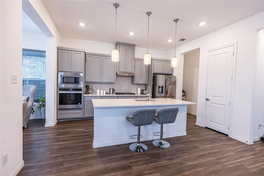 5426 Grand Avenue Sachse, TX 75048