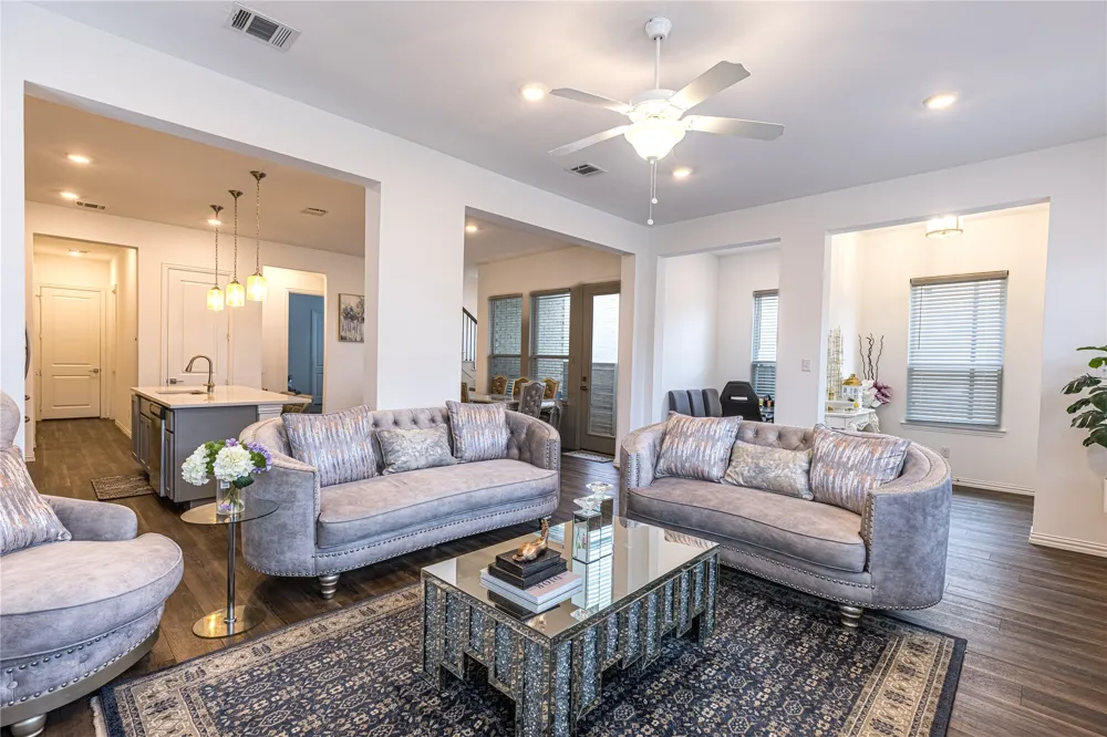 5426 Grand Avenue Sachse, TX 75048