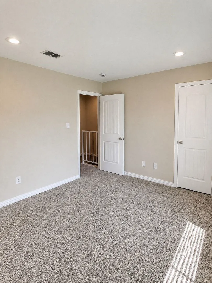 2016 Paisley Drive #E Arlington, TX 76015