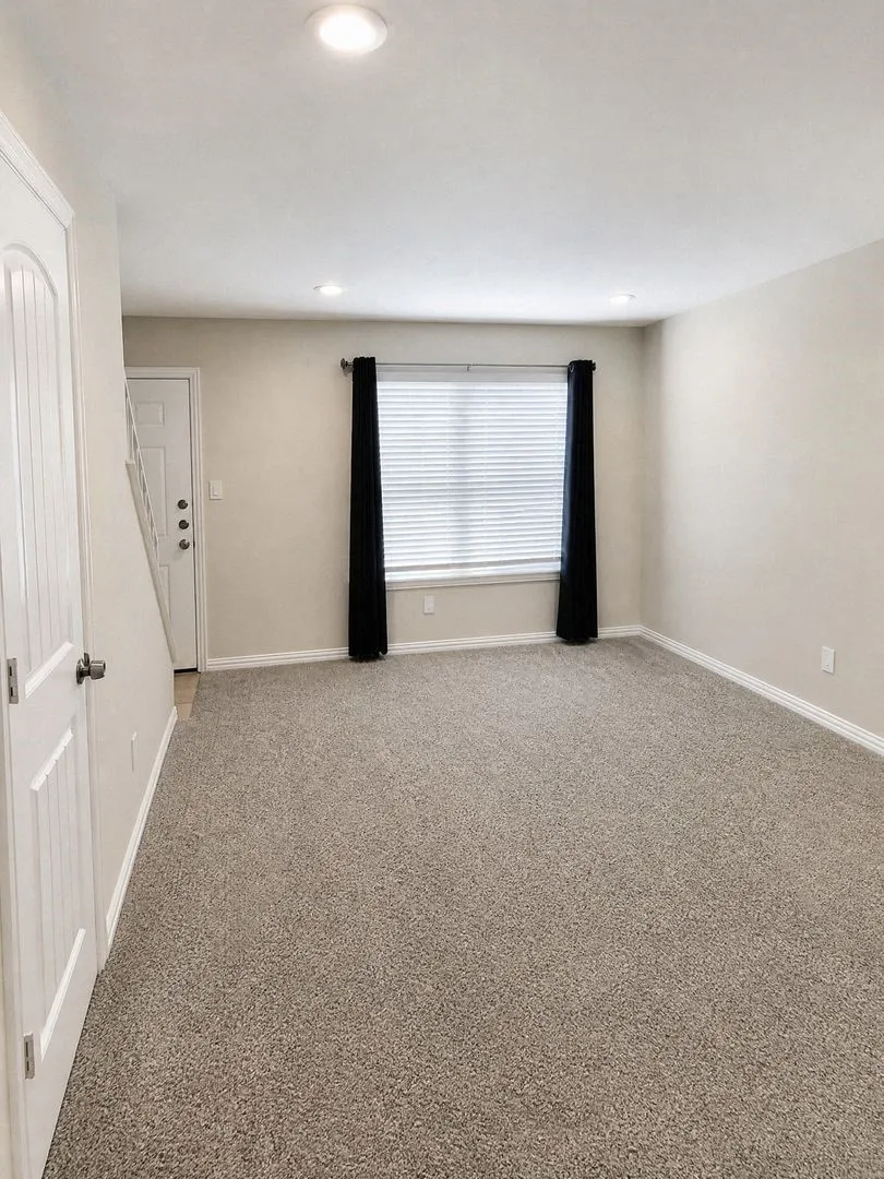 2016 Paisley Drive #E Arlington, TX 76015