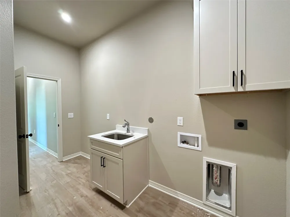 131 Lasso Loop Lorena, TX 76655