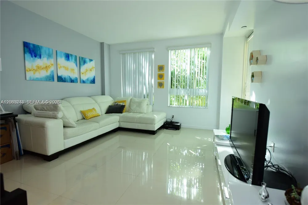 7355 SW 89th St #622N Miami, FL 33156