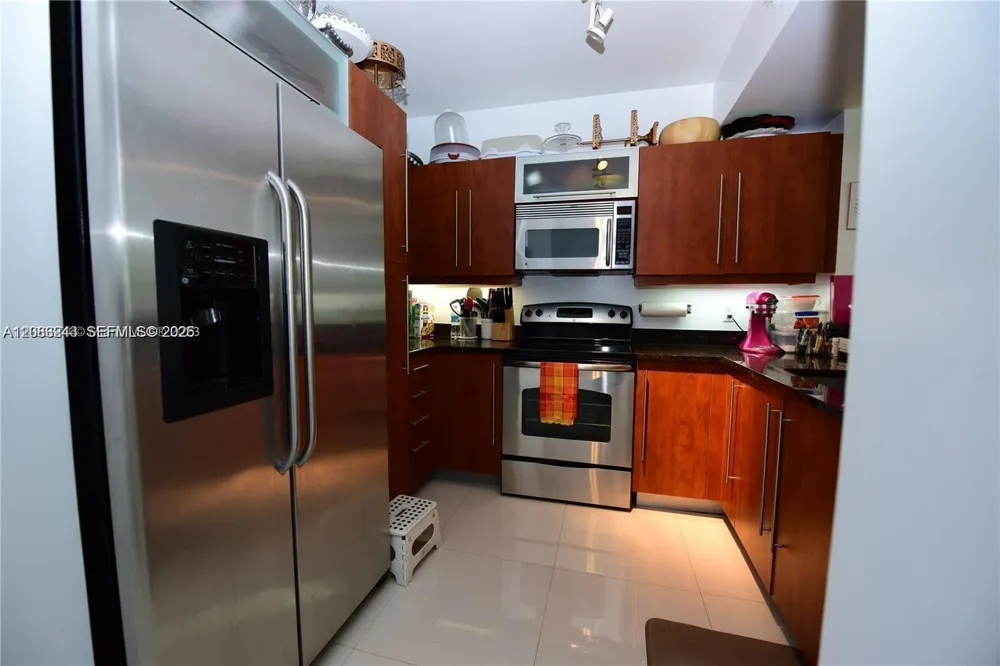 7355 SW 89th St #622N Miami, FL 33156