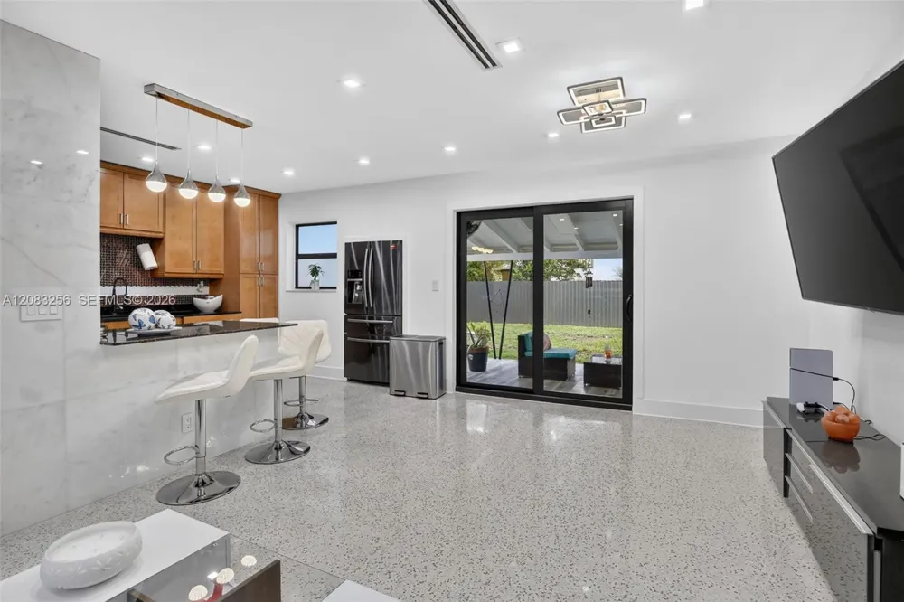 20310 NE 14th Ave Miami, FL 33179