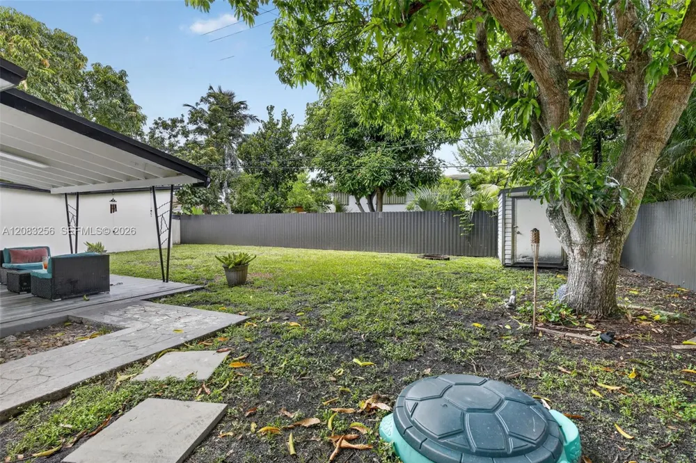 20310 NE 14th Ave Miami, FL 33179