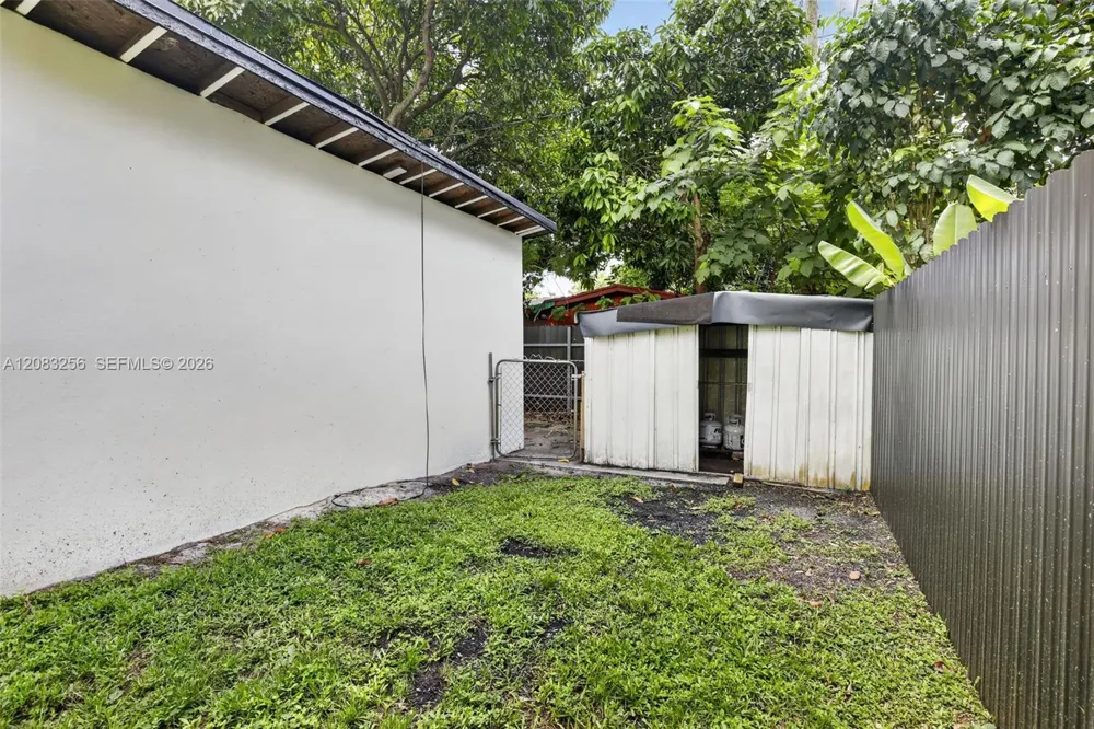 20310 NE 14th Ave Miami, FL 33179