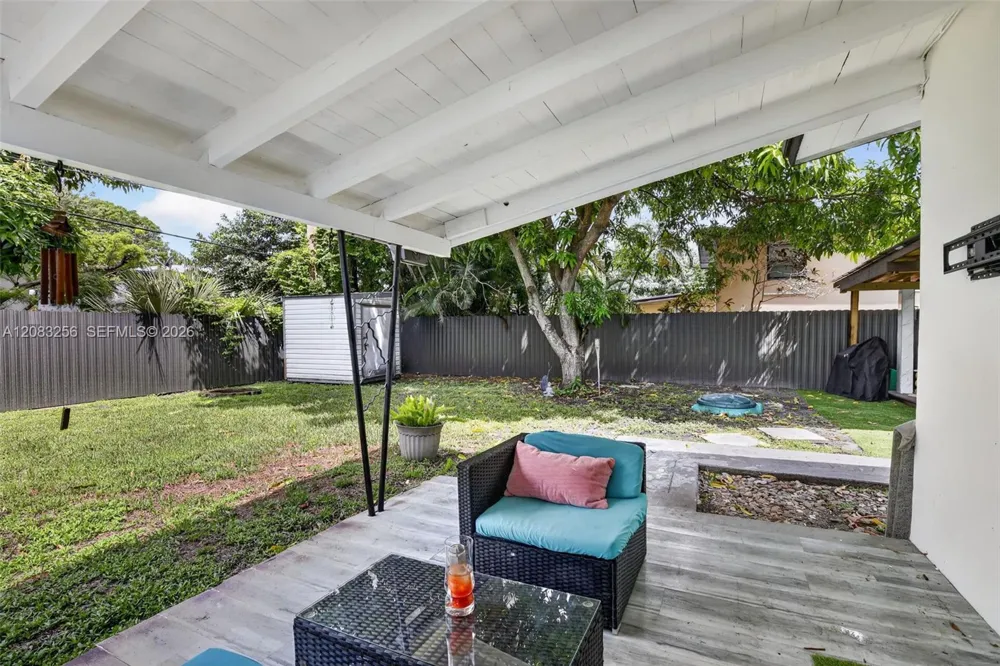 20310 NE 14th Ave Miami, FL 33179