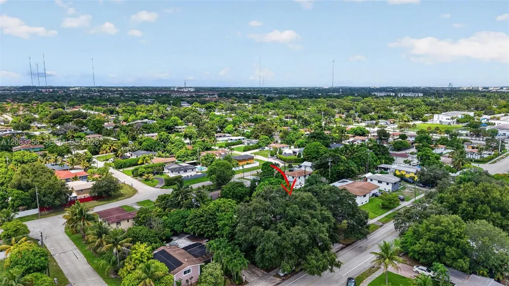20310 NE 14th Ave Miami, FL 33179