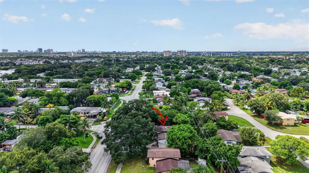 20310 NE 14th Ave Miami, FL 33179