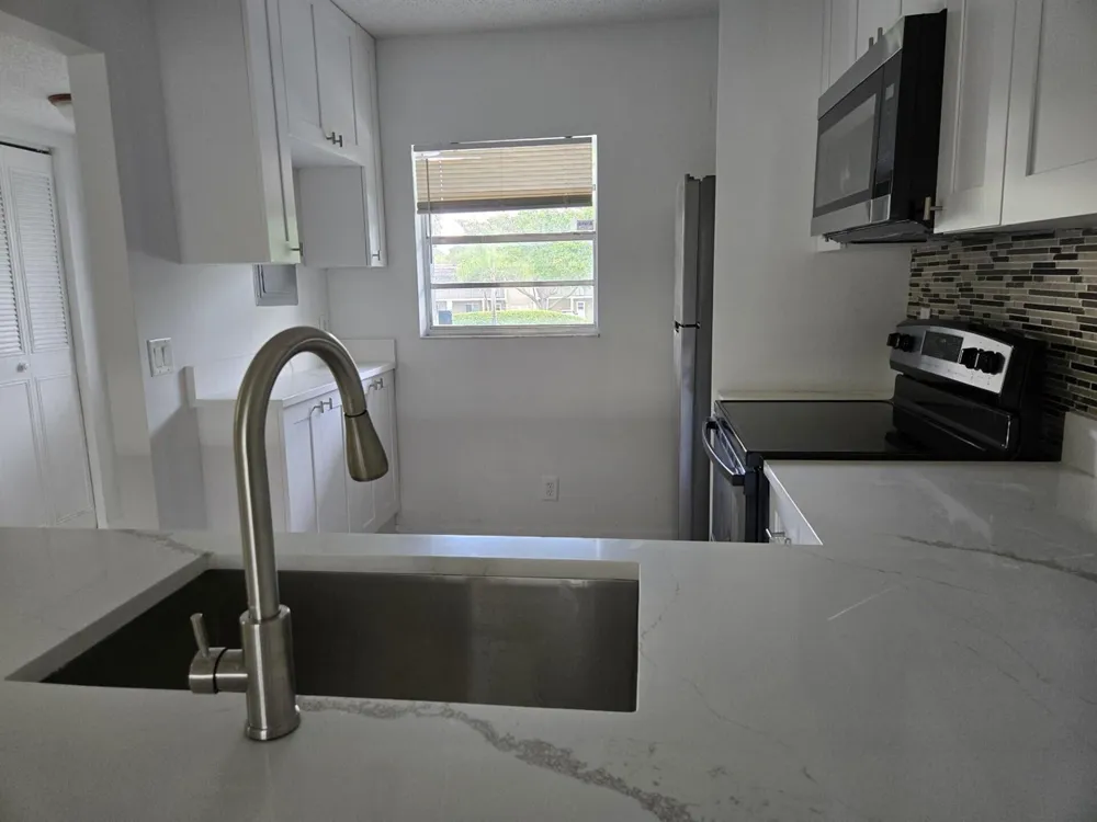 2700 CASITA WAY #2140 Delray Beach, FL 33445