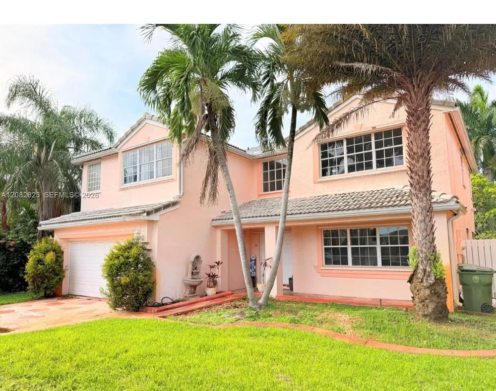 10151 SW 9th Ln #10151 Pembroke Pines, FL 33025