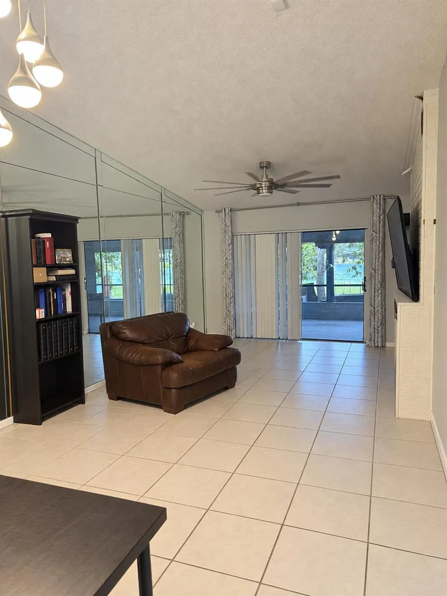 900 NW 79th Terrace Plantation, FL 33324