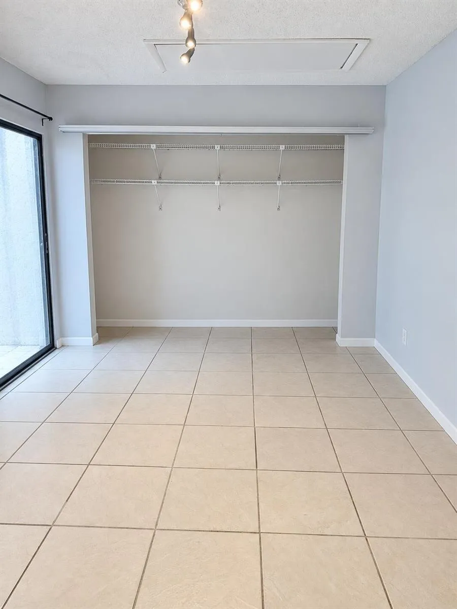 900 NW 79th Terrace Plantation, FL 33324