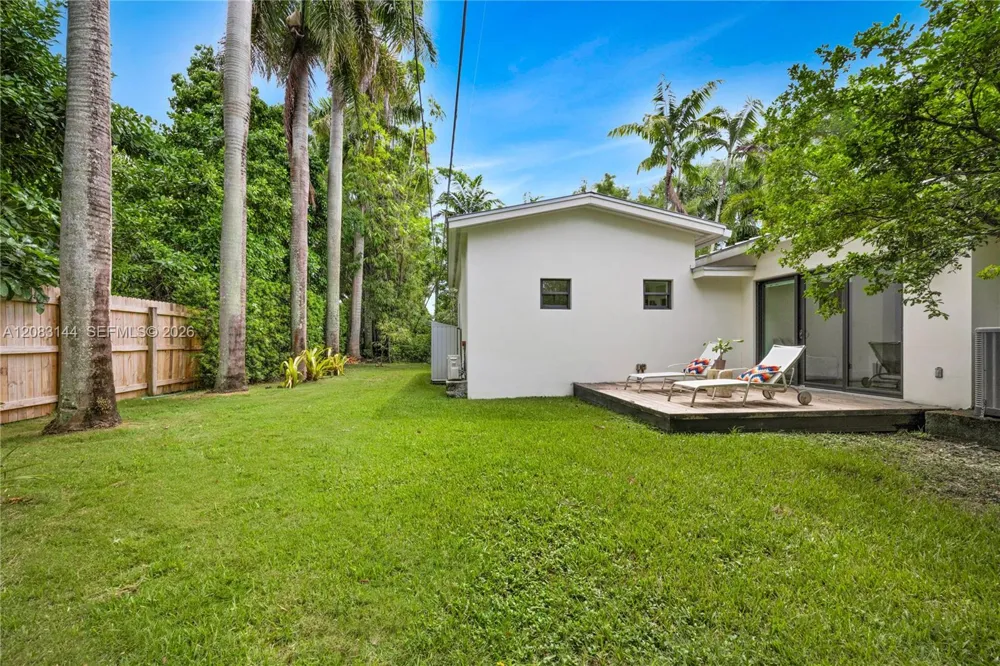 8201 SW 62nd Ave South Miami, FL 33143