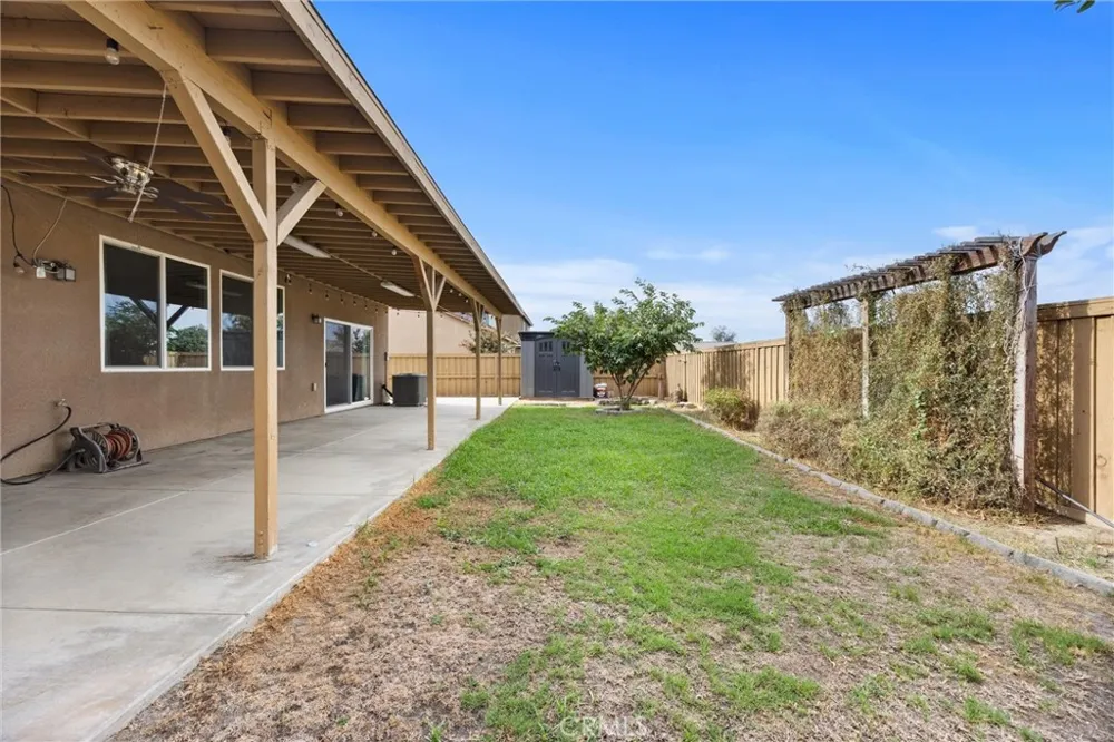8209 Coral Point Court Bakersfield, CA 93313