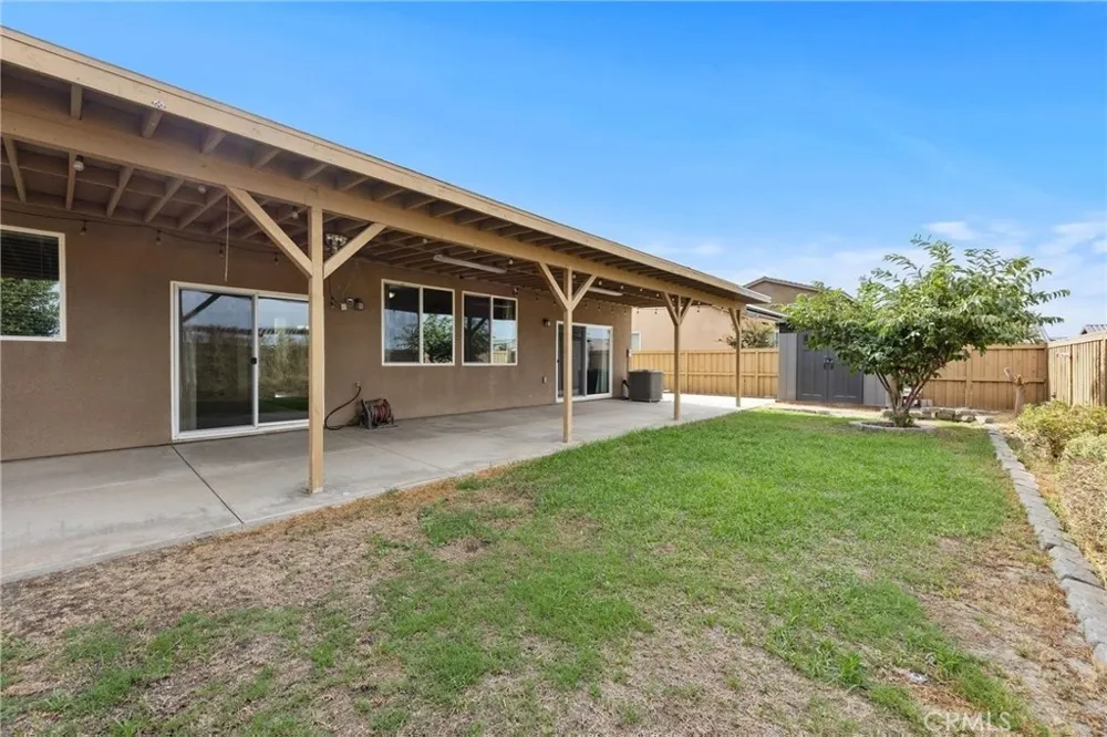 8209 Coral Point Court Bakersfield, CA 93313