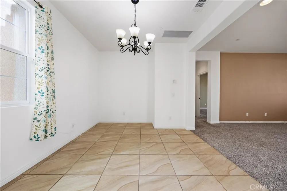 8209 Coral Point Court Bakersfield, CA 93313