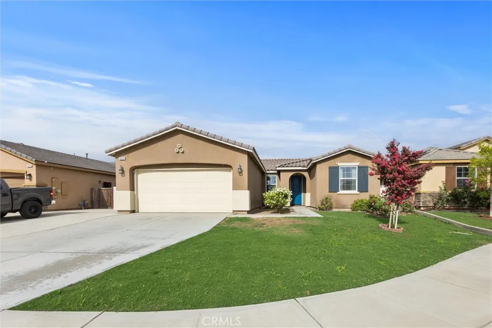 8209 Coral Point Court Bakersfield, CA 93313