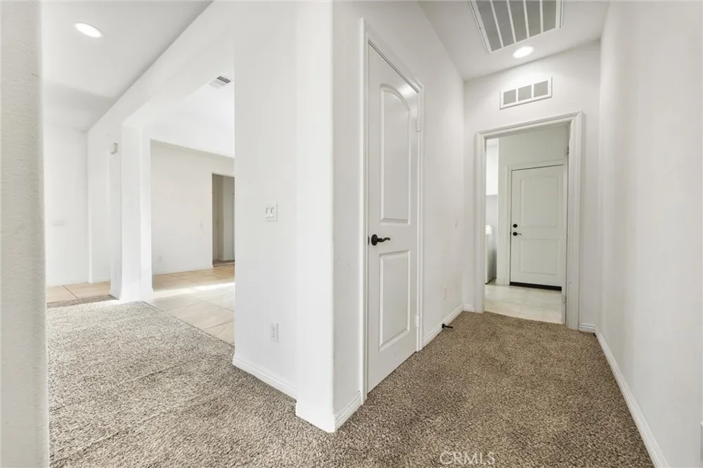 8209 Coral Point Court Bakersfield, CA 93313
