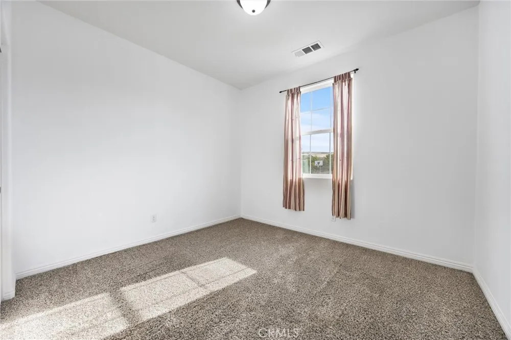 8209 Coral Point Court Bakersfield, CA 93313