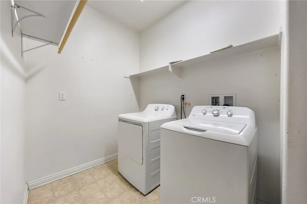 8209 Coral Point Court Bakersfield, CA 93313