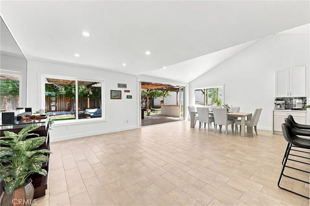 28901 Aloma Avenue Laguna Niguel, CA 92677