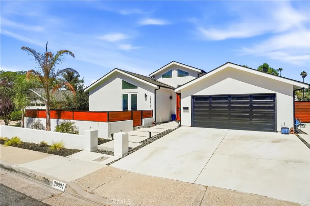 28901 Aloma Avenue Laguna Niguel, CA 92677