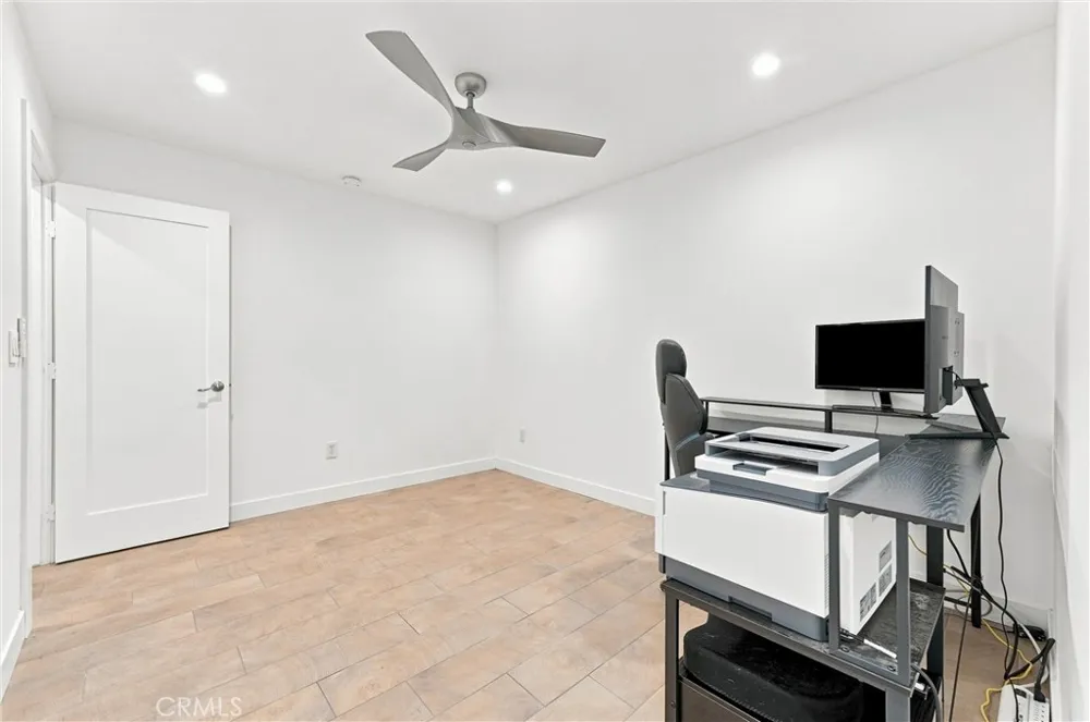 28901 Aloma Avenue Laguna Niguel, CA 92677