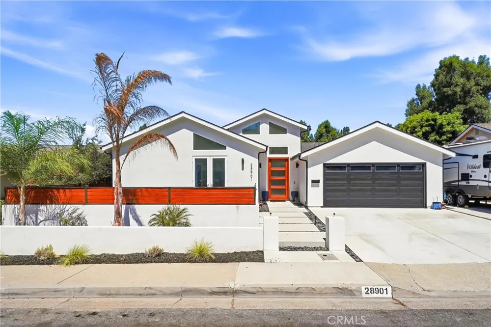 28901 Aloma Avenue Laguna Niguel, CA 92677
