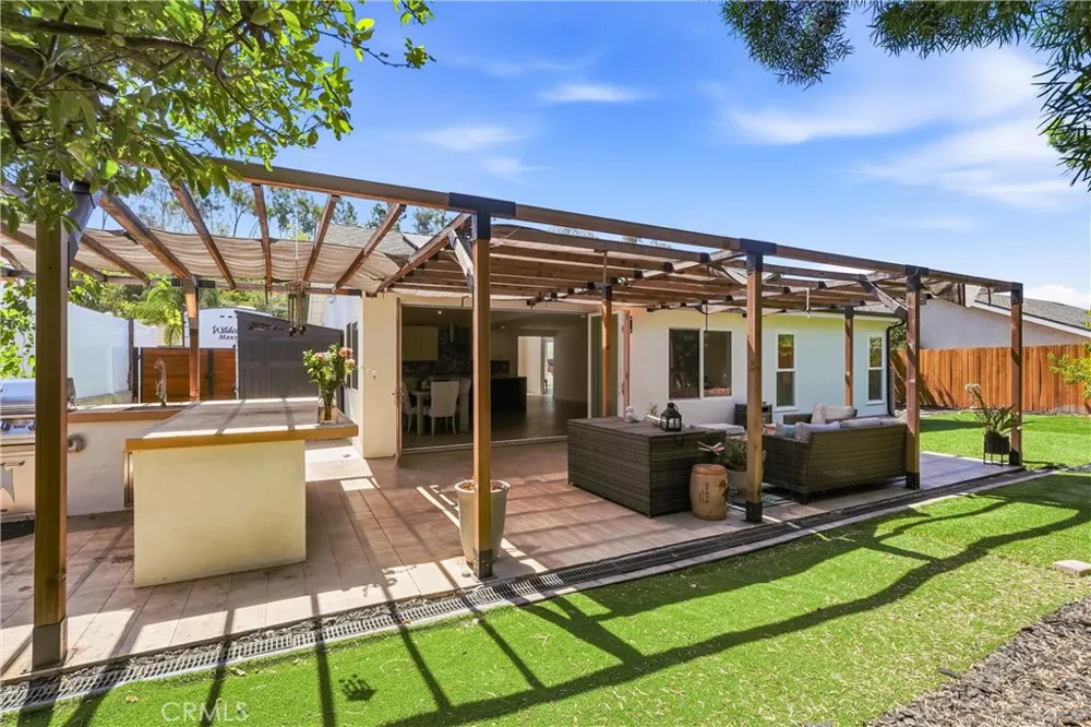 28901 Aloma Avenue Laguna Niguel, CA 92677