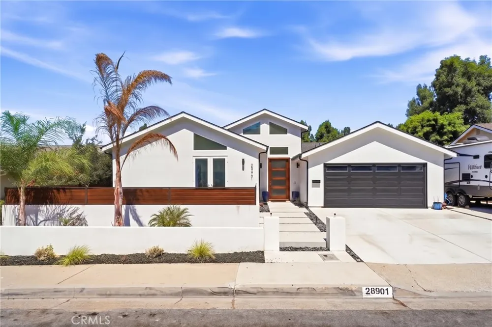 28901 Aloma Avenue Laguna Niguel, CA 92677