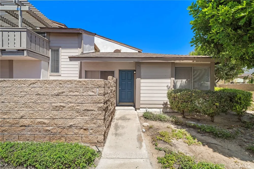 5134 W 1st Street #D Santa Ana, CA 92703