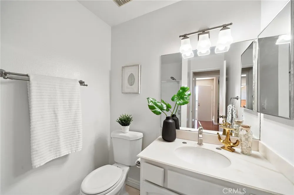 5134 W 1st Street #D Santa Ana, CA 92703