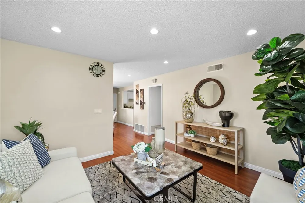 5134 W 1st Street #D Santa Ana, CA 92703
