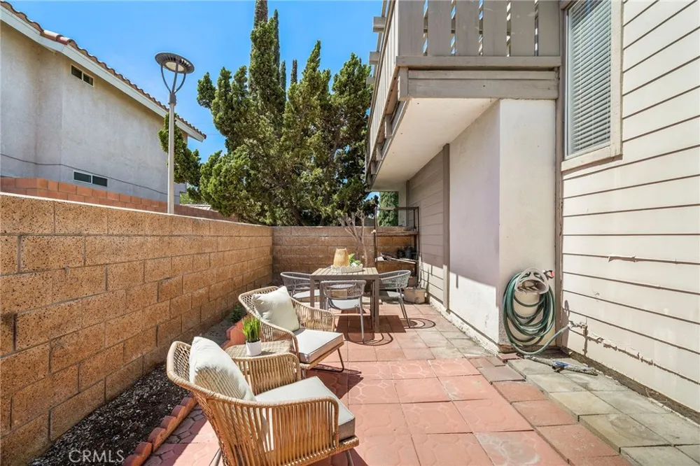 5134 W 1st Street #D Santa Ana, CA 92703