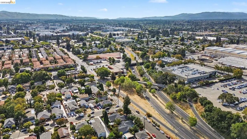 545 E Arques Ave Sunnyvale, CA 94085