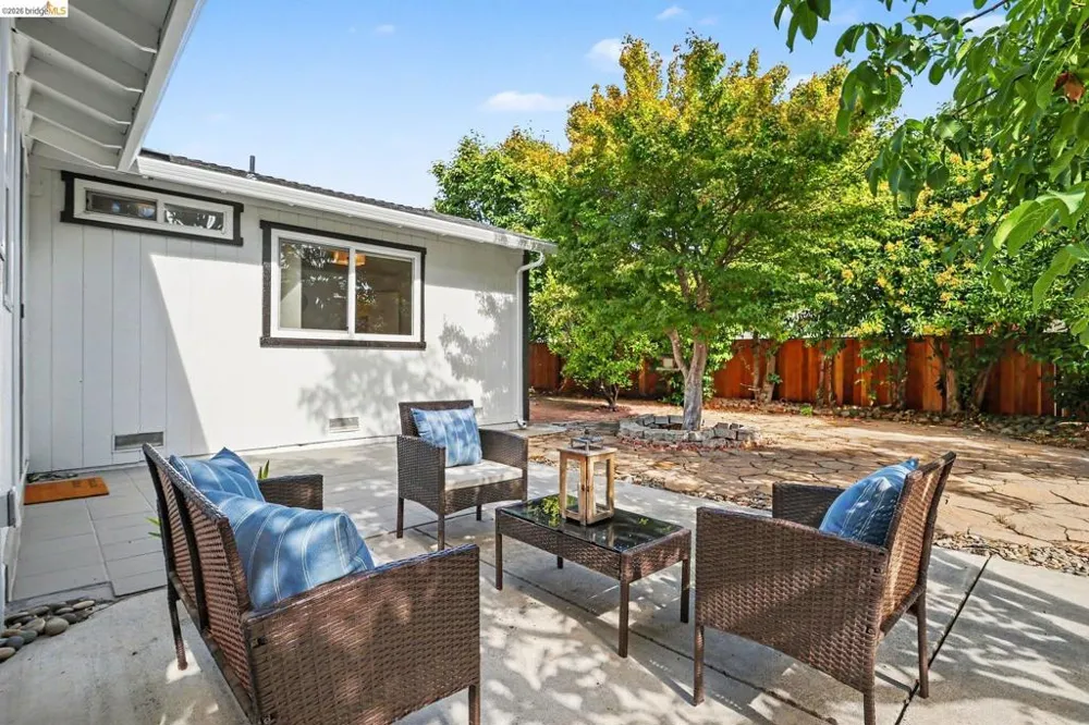 545 E Arques Ave Sunnyvale, CA 94085