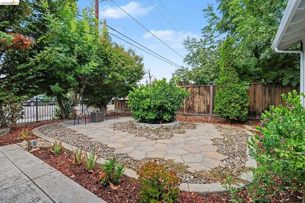 545 E Arques Ave Sunnyvale, CA 94085