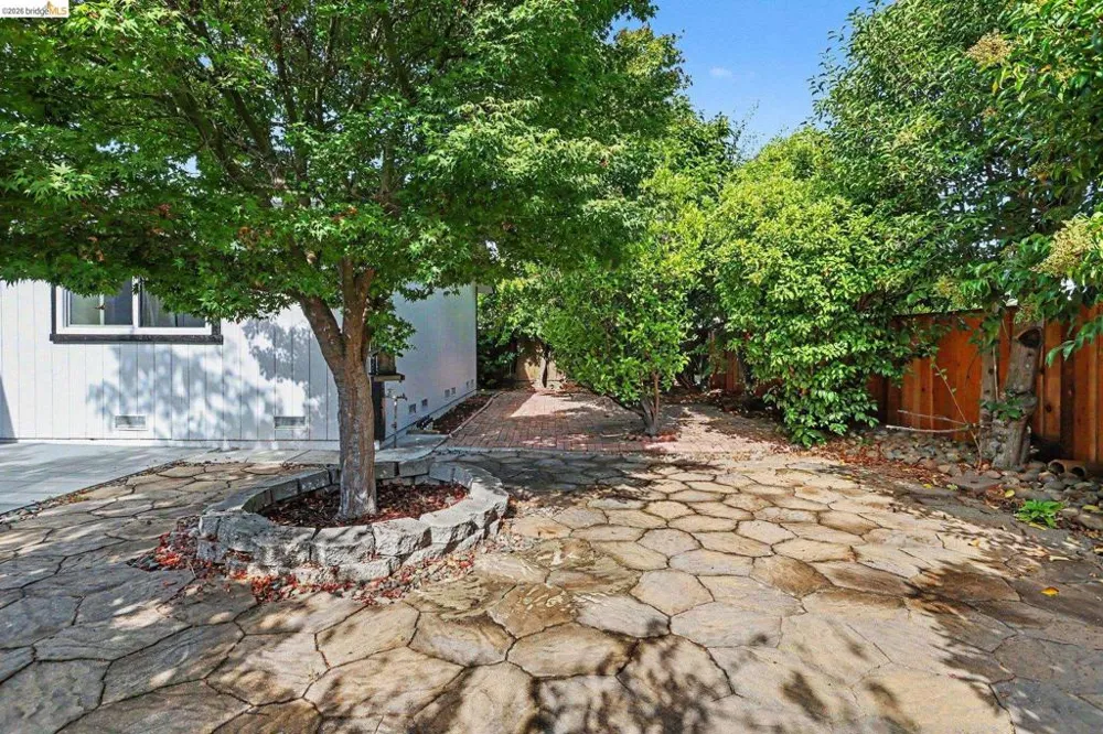 545 E Arques Ave Sunnyvale, CA 94085
