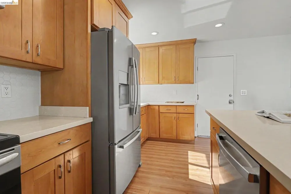 545 E Arques Ave Sunnyvale, CA 94085