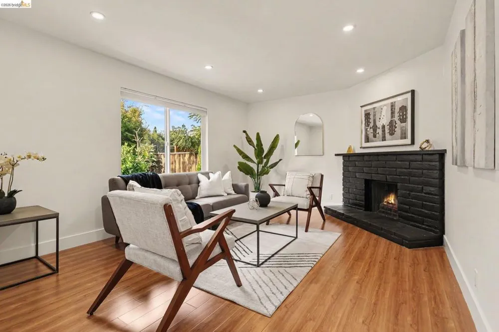 545 E Arques Ave Sunnyvale, CA 94085